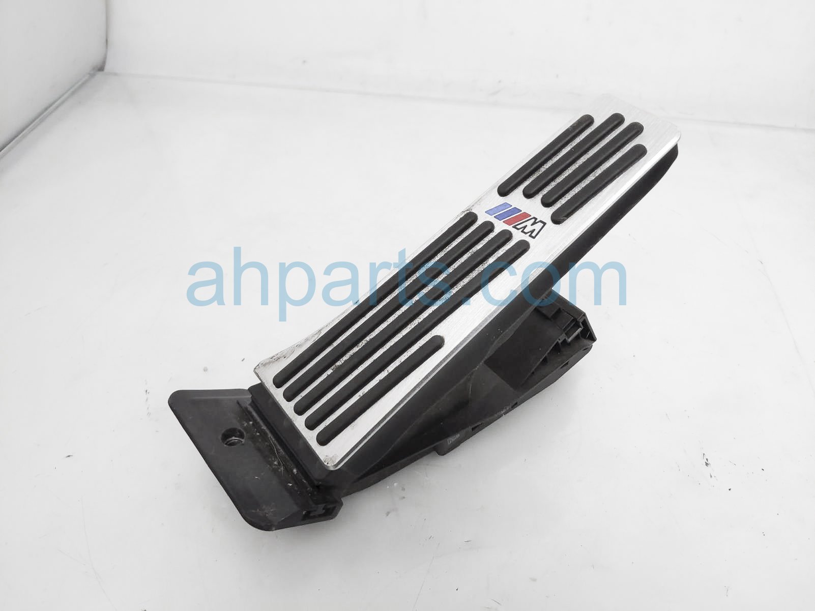 $45 BMW GAS / ACCELERATOR PEDAL ASSY -MSPORT $45 BMW GAS / ACCELERATOR PEDAL ASSY -MSPORT