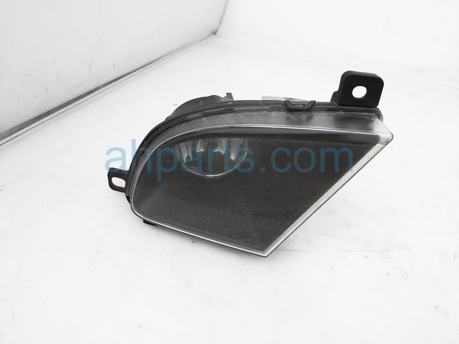 $40 BMW LH FOG LIGHT / LAMP