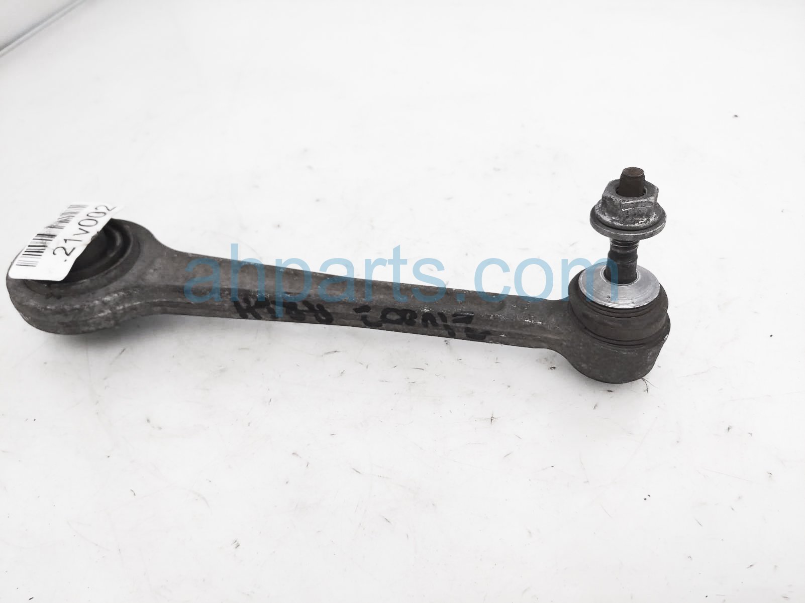 $30 BMW RR/LH FORWARD UPPER CONTROL ARM