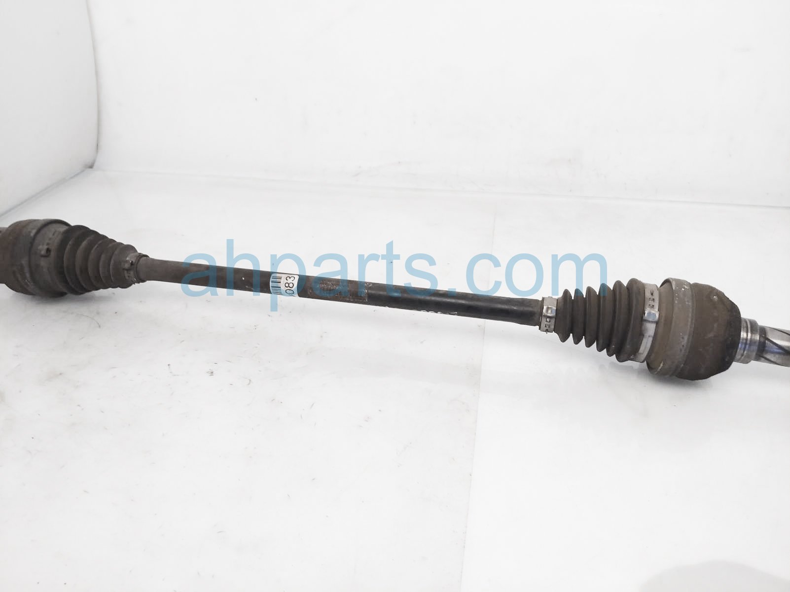$48 Volvo RR/RH AXLE DRIVE SHAFT