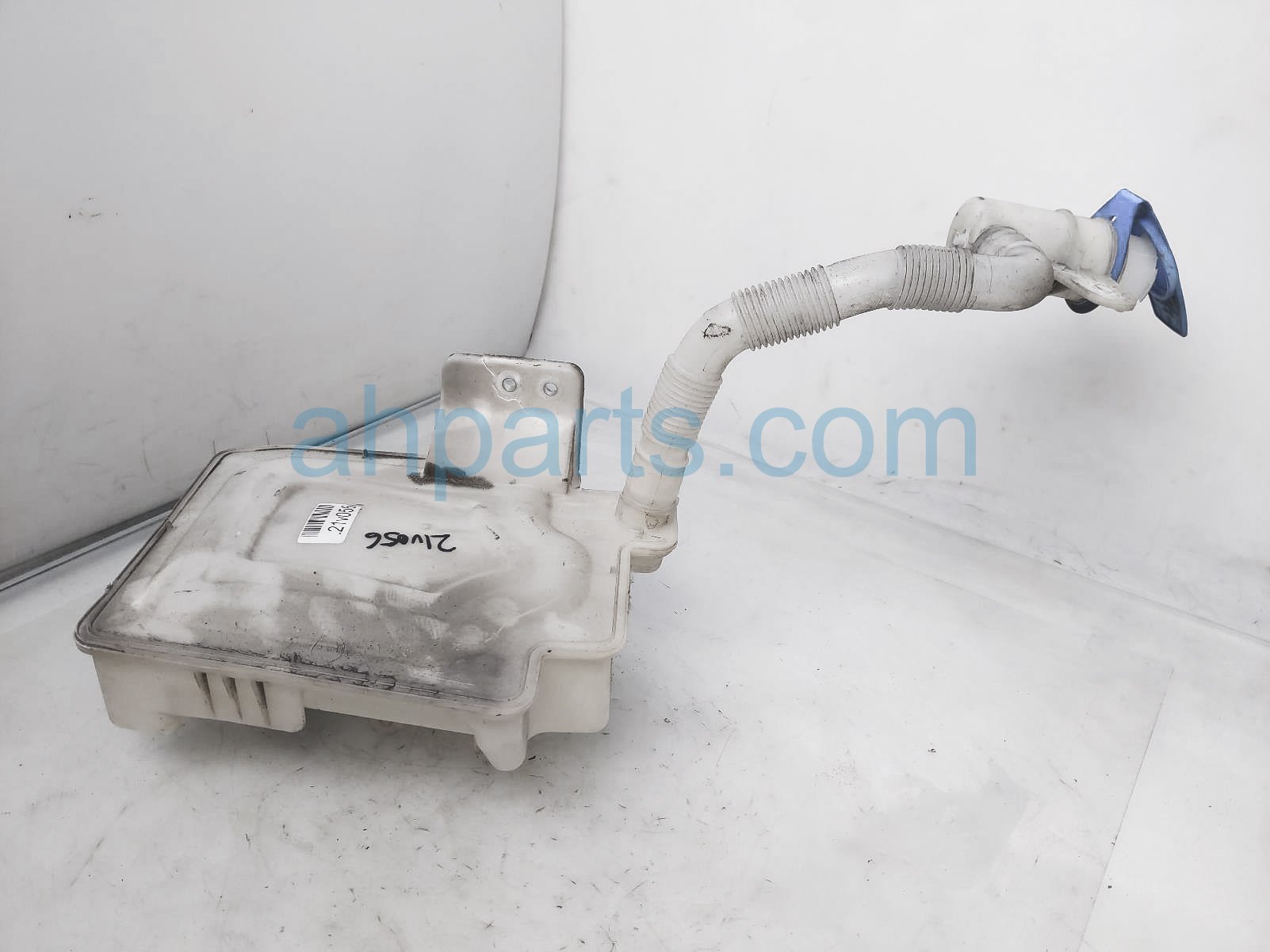 $40 Audi WINDSHIELD WASHER RESERVOIR TANK $40 Audi WINDSHIELD WASHER RESERVOIR TANK