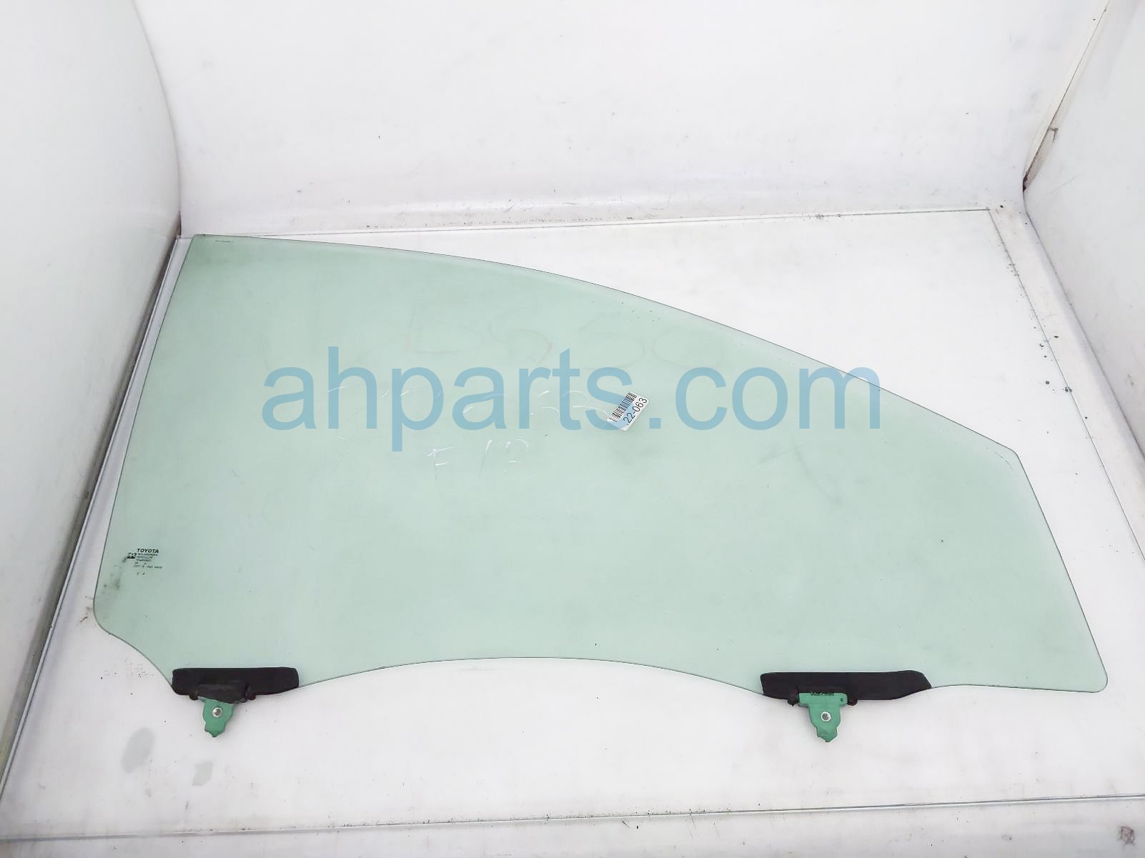 $50 Toyota FR/RH DOOR GLASS WINDOW $50 Toyota FR/RH DOOR GLASS WINDOW