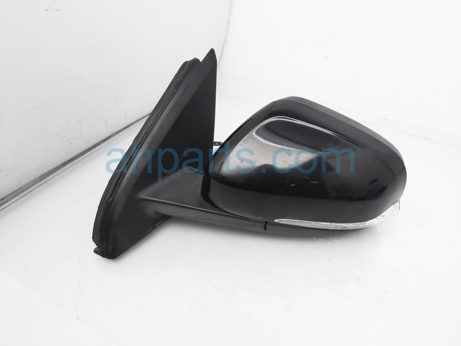 $99 Volvo LH SIDE VIEW MIRROR - BLACK -NO BLIS $99 Volvo LH SIDE VIEW MIRROR - BLACK -NO BLIS