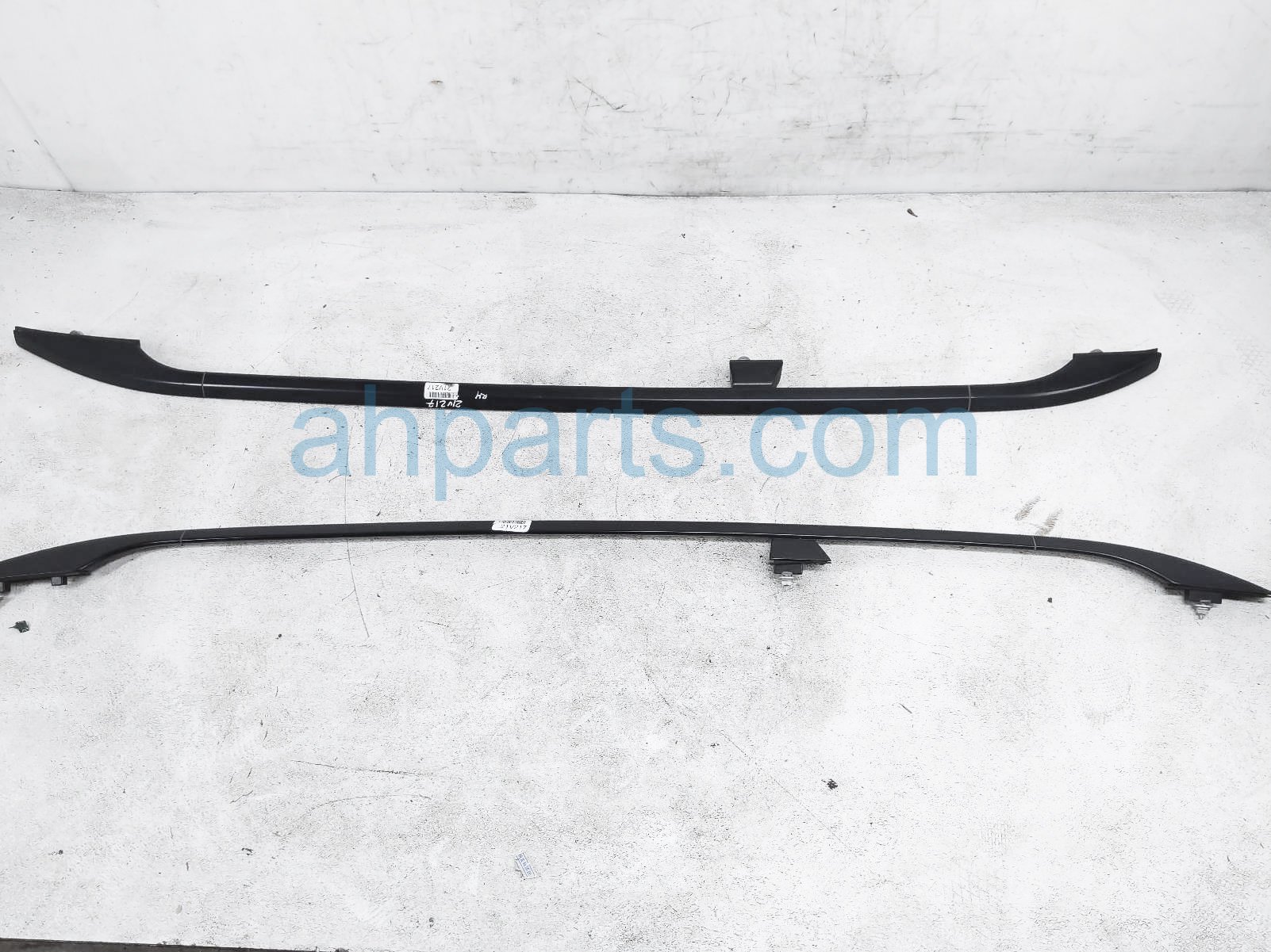 $120 BMW ROOF RAILS (FRONT TO BACK) BLACK $120 BMW ROOF RAILS (FRONT TO BACK) BLACK