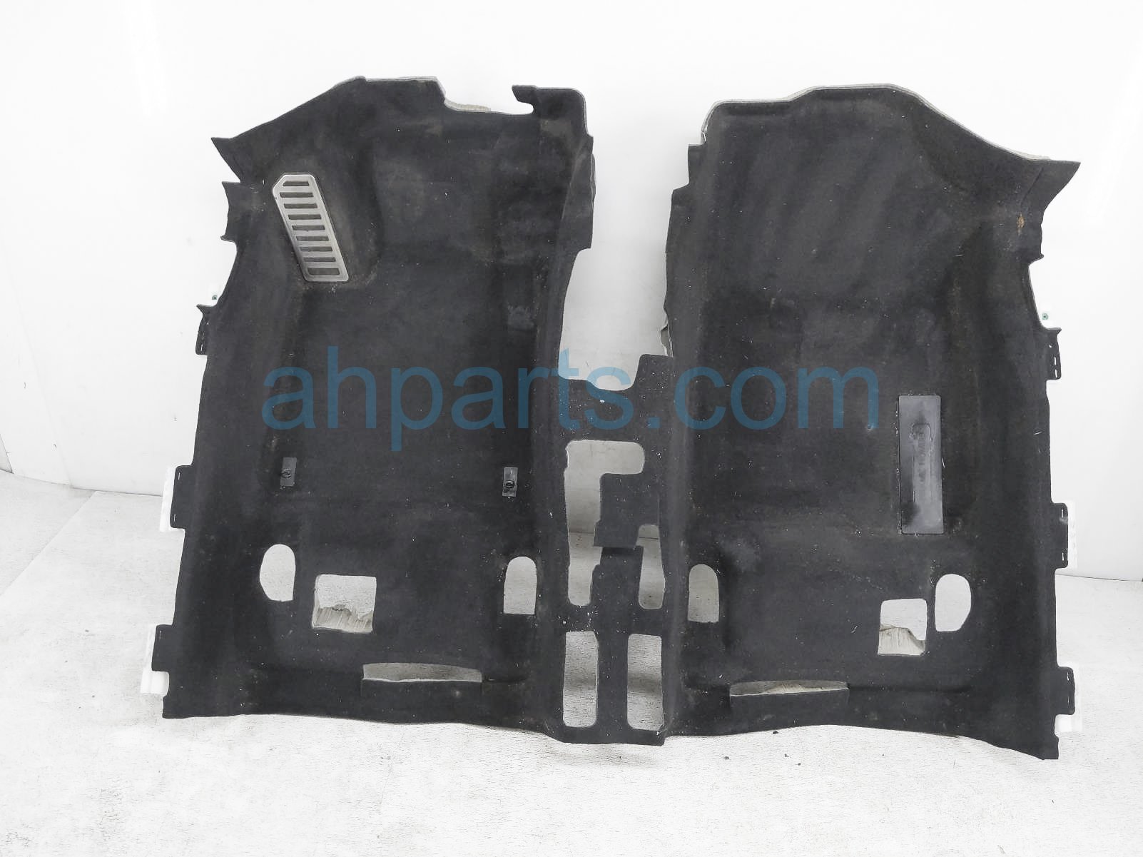 $125 Honda FRONT FLOOR CARPET - BLACK SPORT $125 Honda FRONT FLOOR CARPET - BLACK SPORT