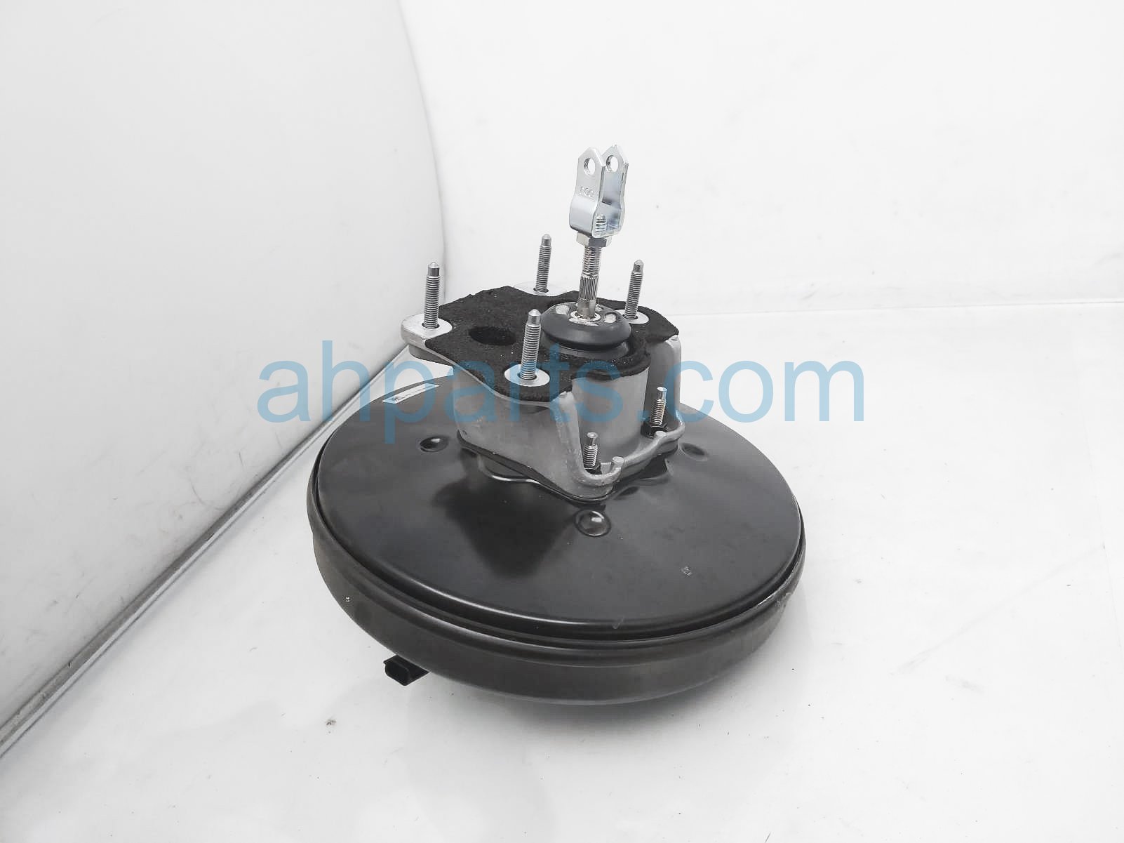 $60 Nissan POWER BRAKE BOOSTER $60 Nissan POWER BRAKE BOOSTER