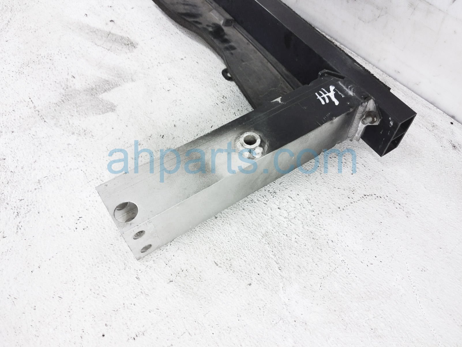 2011 Lexus Ls460 Bumper / Beam Front Lower Reinforcement Bar 51212 50021 Replacement 2011 Lexus Ls460 Bumper / Beam Front Lower Reinforcement Bar 51212 50021 Replacement thumbnail