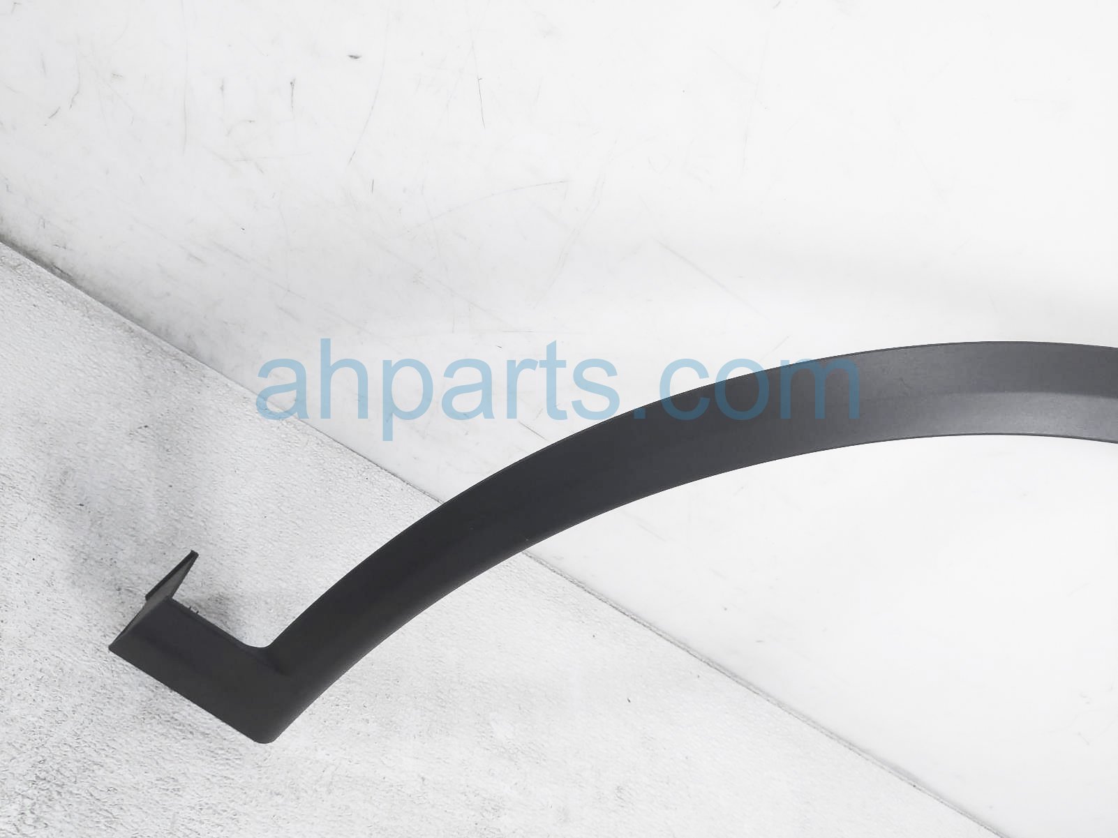 Sold 2022 Acura MDX Front Passenger Fender Flare 74115-TYA-A00