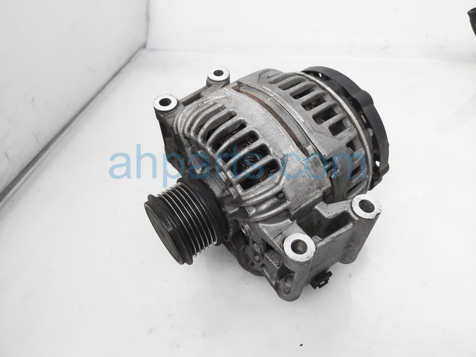 $60 Audi ALTERNATOR / GENERATOR $60 Audi ALTERNATOR / GENERATOR