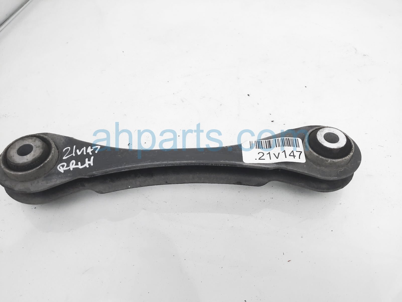 $20 BMW RR/LH FORWARD UPPER CONTROL ARM $20 BMW RR/LH FORWARD UPPER CONTROL ARM