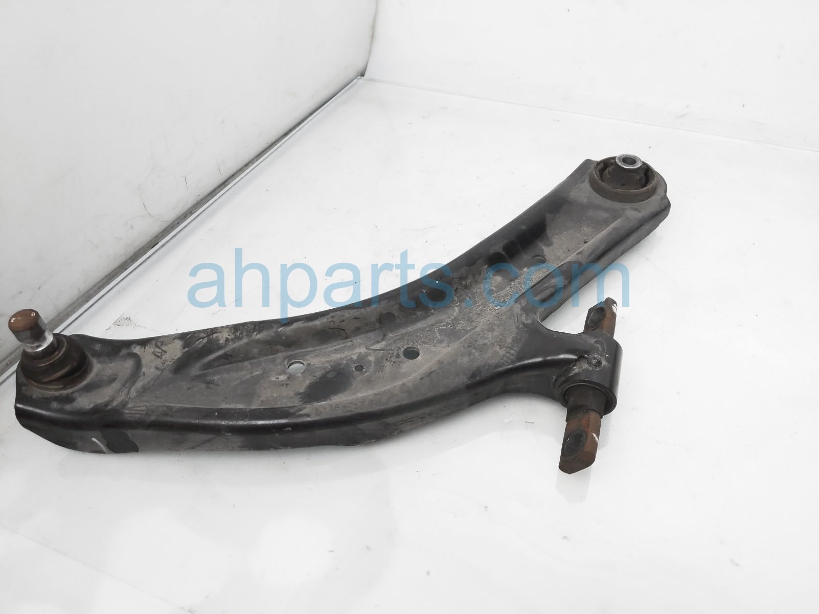 $99 Nissan FR/RH LOWER CONTROL ARM
