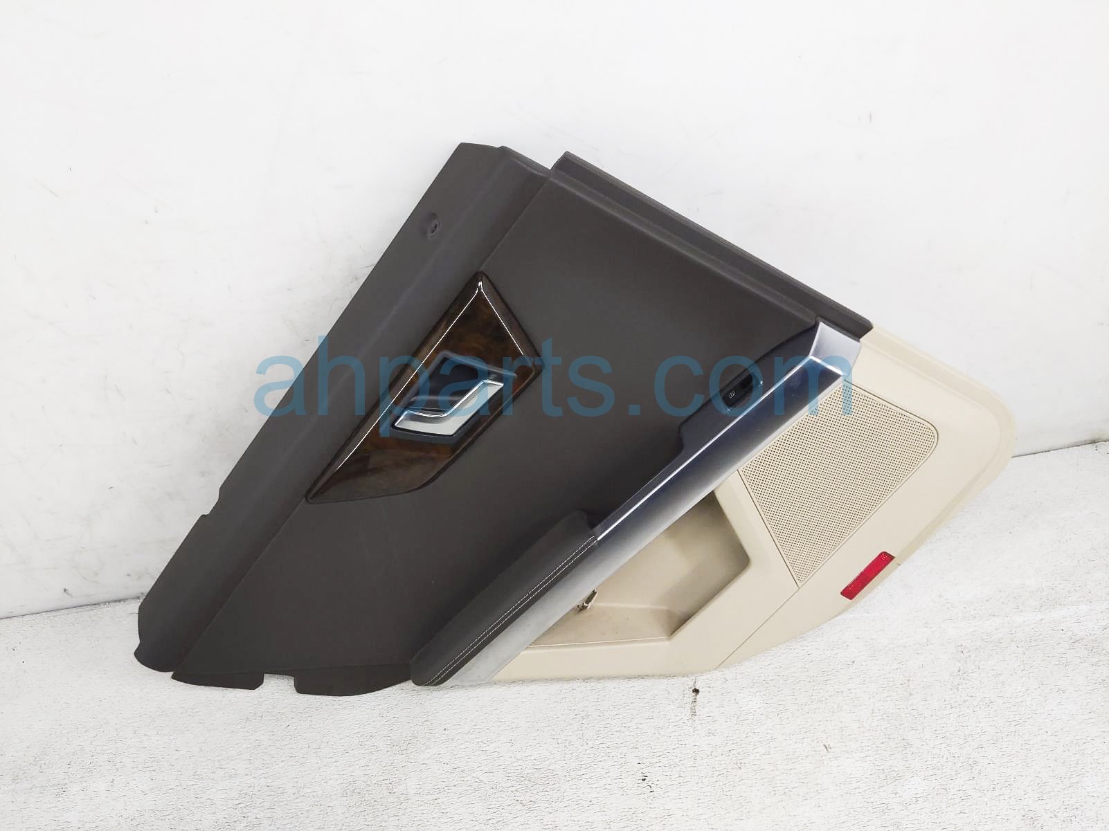 $75 Mercedes RR/LH INSIDE DOOR TRIM PANEL - BEIGE