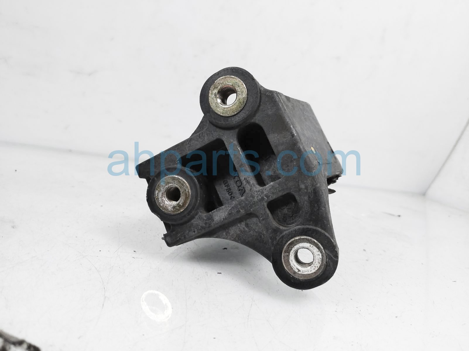 Sold 2002 Honda Civic Engine/motor Rear Rubber Engine Mount Sdn Ex
