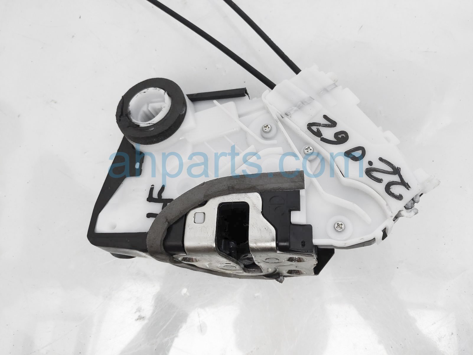 Sold 2016 Toyota Tacoma Front Driver Door Actuator Lock 69040-07020