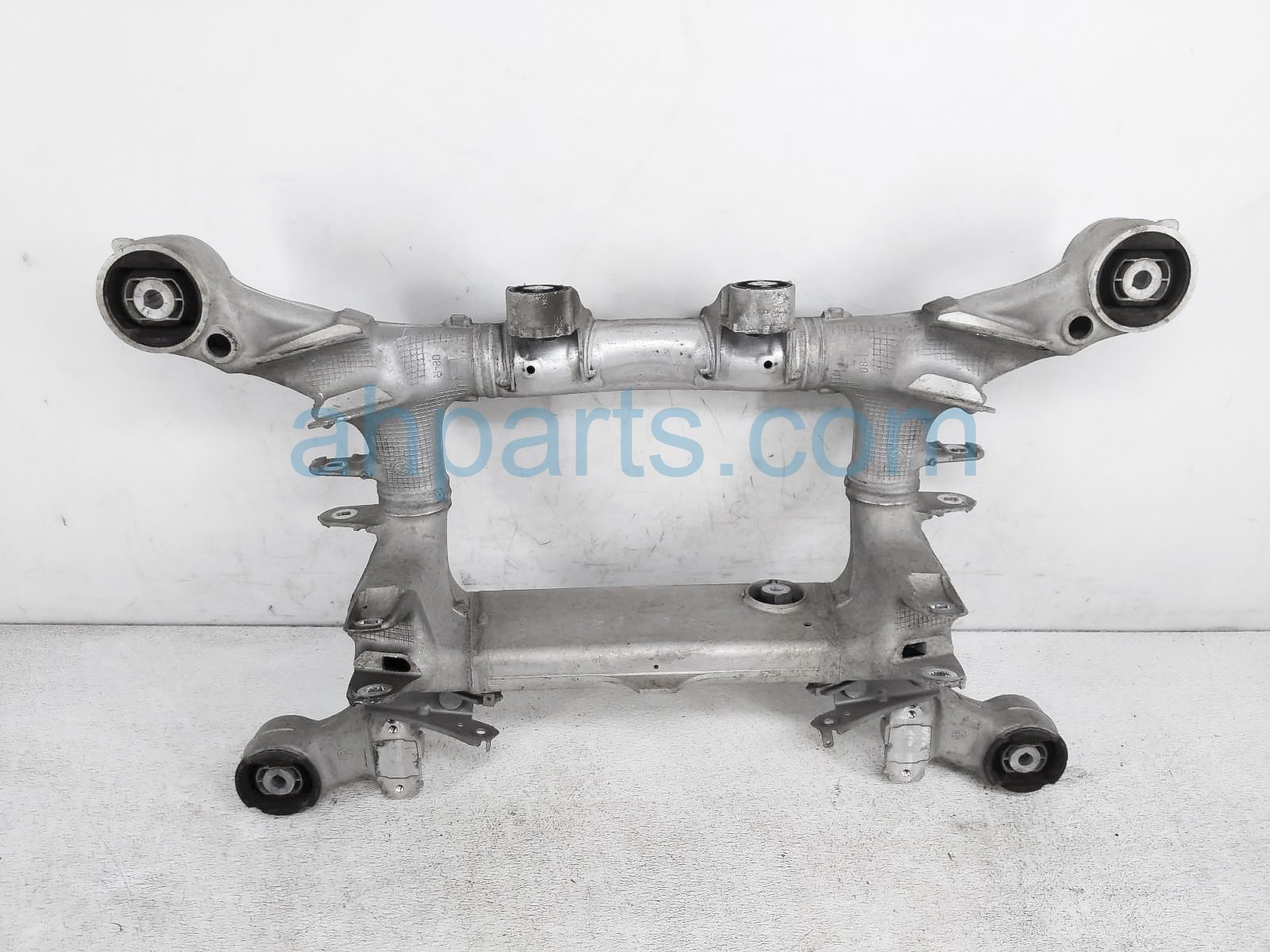 $125 BMW REAR SUB FRAME / CROSS-MEMBER $125 BMW REAR SUB FRAME / CROSS-MEMBER