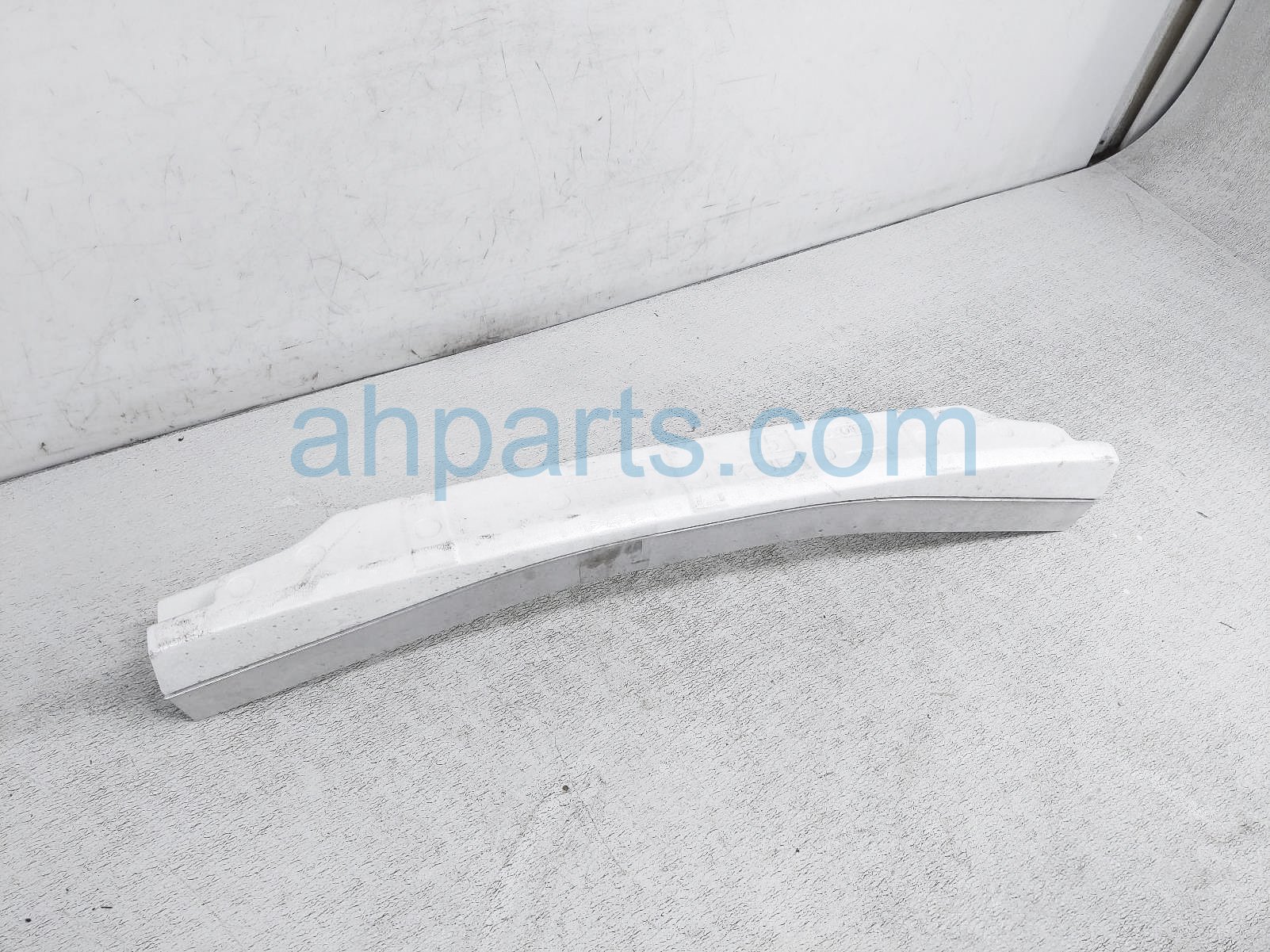 $175 Toyota REAR BUMPER REINFORCEMENT BAR $175 Toyota REAR BUMPER REINFORCEMENT BAR