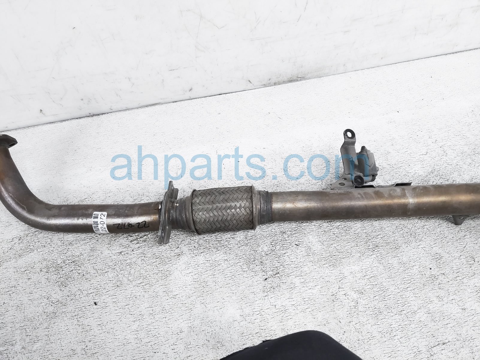$100 Honda EXHAUST PIPE (A) ASSY $100 Honda EXHAUST PIPE (A) ASSY