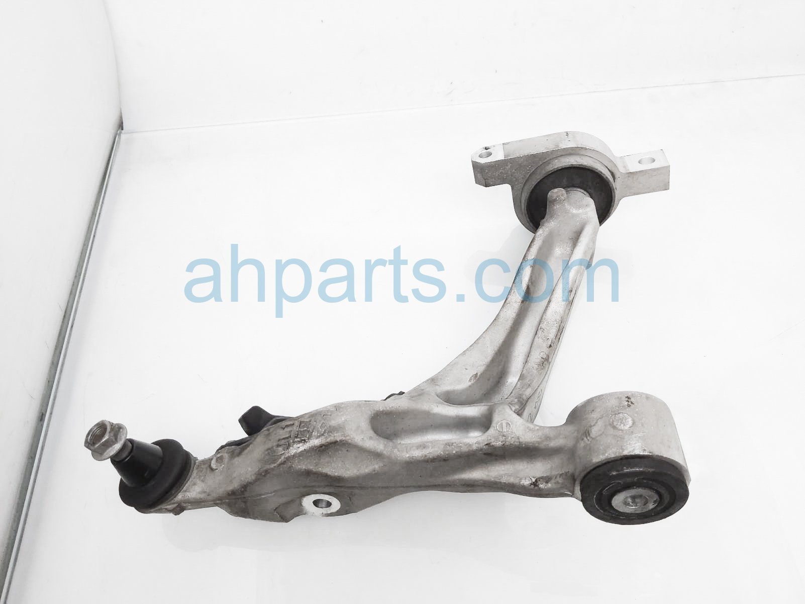 $70 Nissan FR/LH LOWER CONTROL ARM $70 Nissan FR/LH LOWER CONTROL ARM