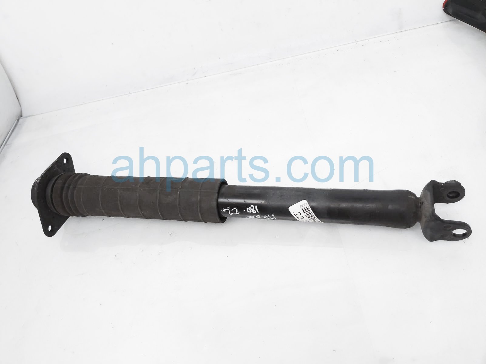 $35 Nissan RR/RH SHOCK ABSORBER $35 Nissan RR/RH SHOCK ABSORBER