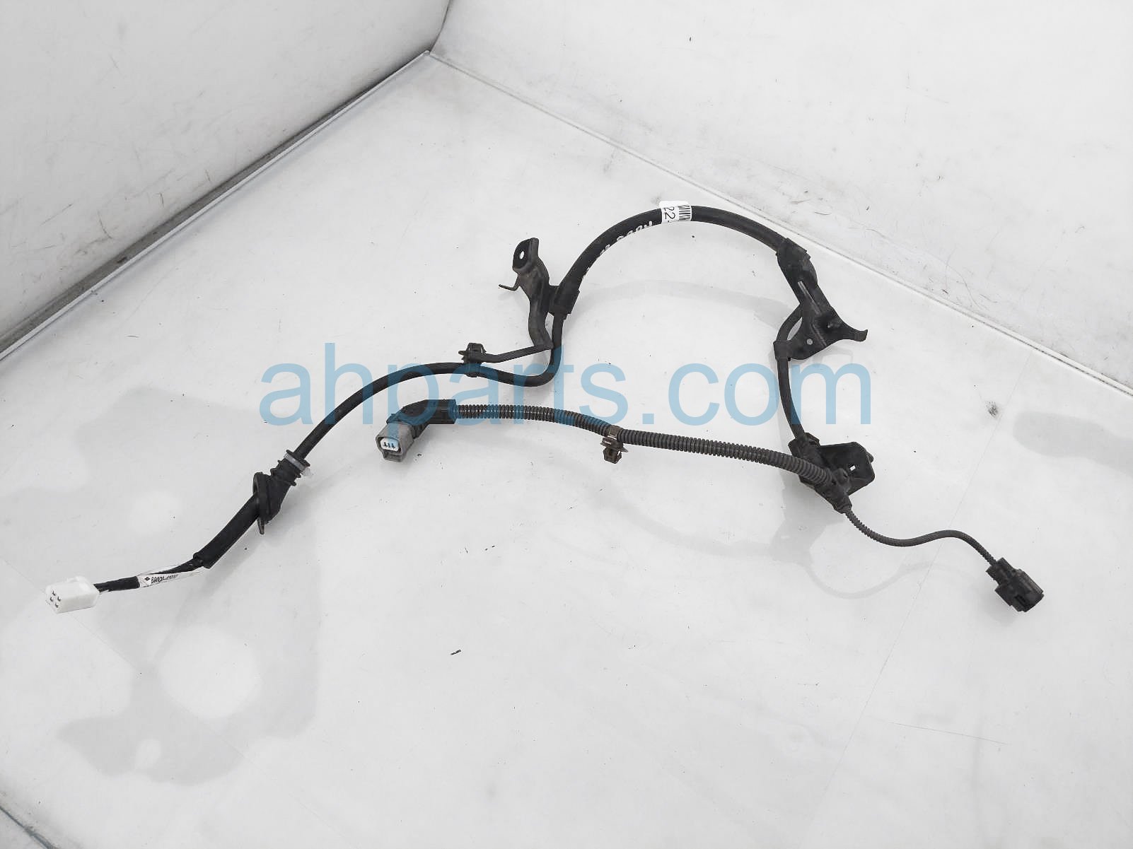 $35 Toyota RR/RH ABS SPEED SENSOR
