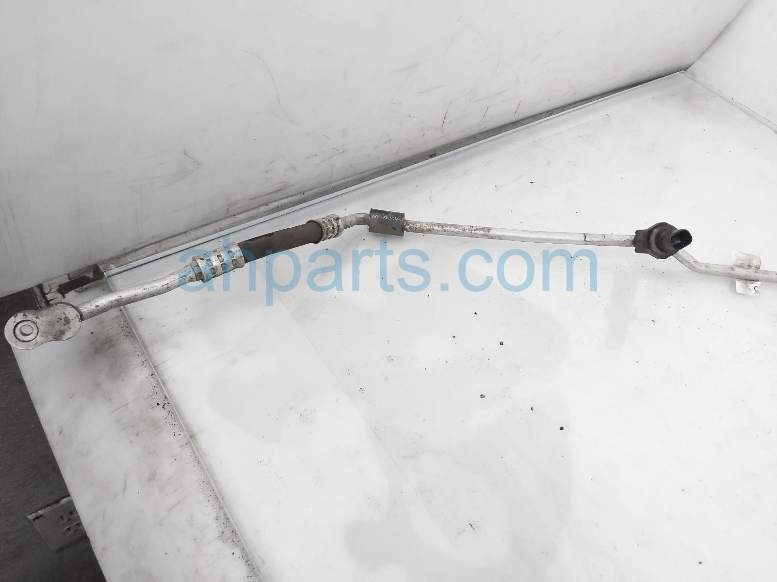 $40 BMW A/C PRESSURE PIPE