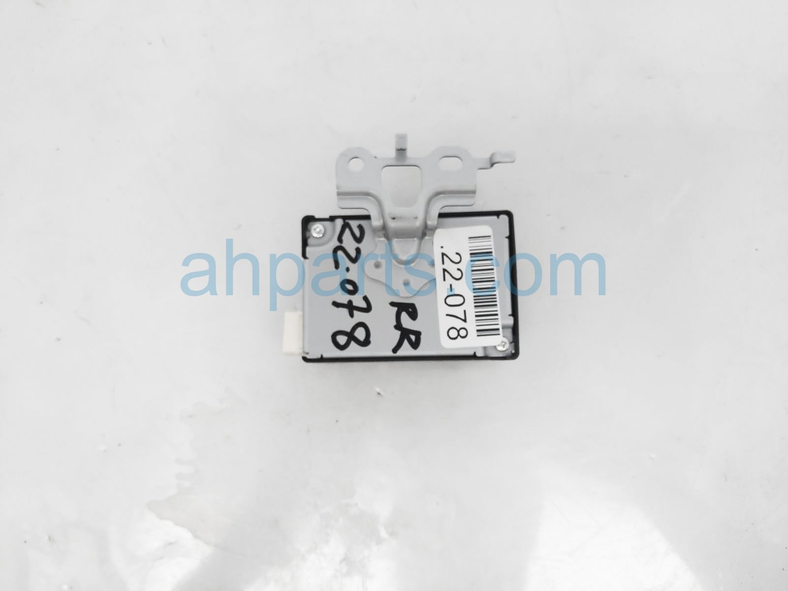 $70 Toyota KEY & TPMS RECEIVER UNIT