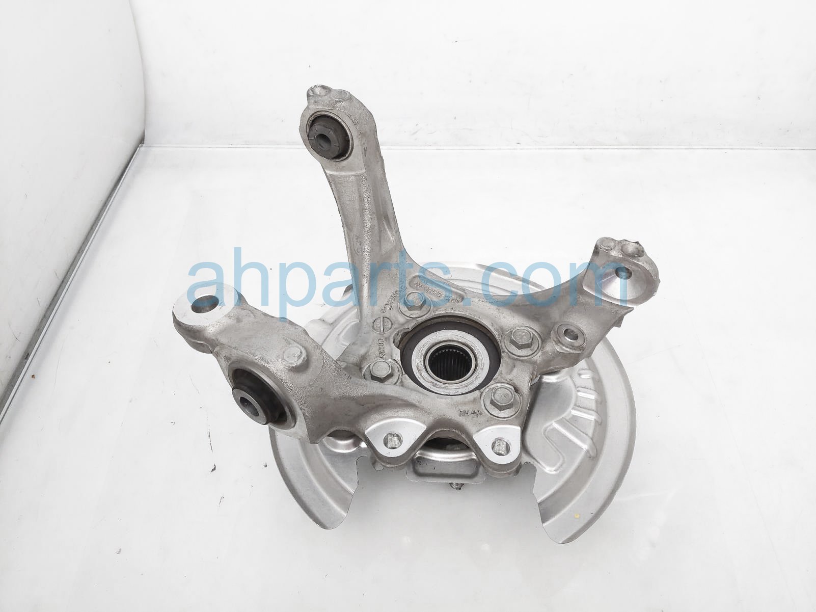 $149 Ford RR/RH SPINDLE KNUCKLE HUB $149 Ford RR/RH SPINDLE KNUCKLE HUB