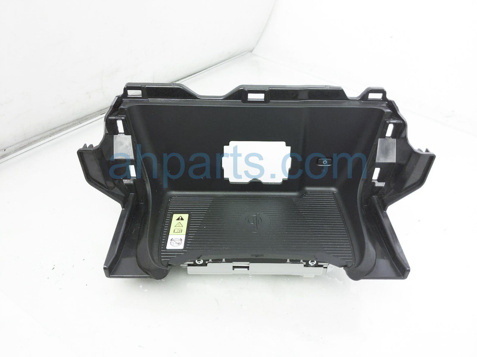 $50 Toyota CONSOLE POCKET W/ WIRELESS CHARGER