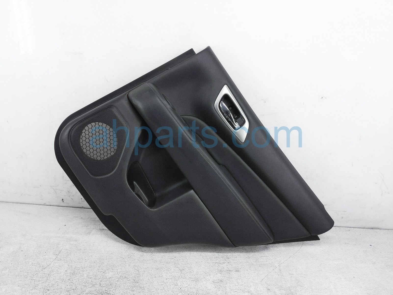 $50 Nissan RR/RH INTERIOR DOOR PANEL - BLACK $50 Nissan RR/RH INTERIOR DOOR PANEL - BLACK