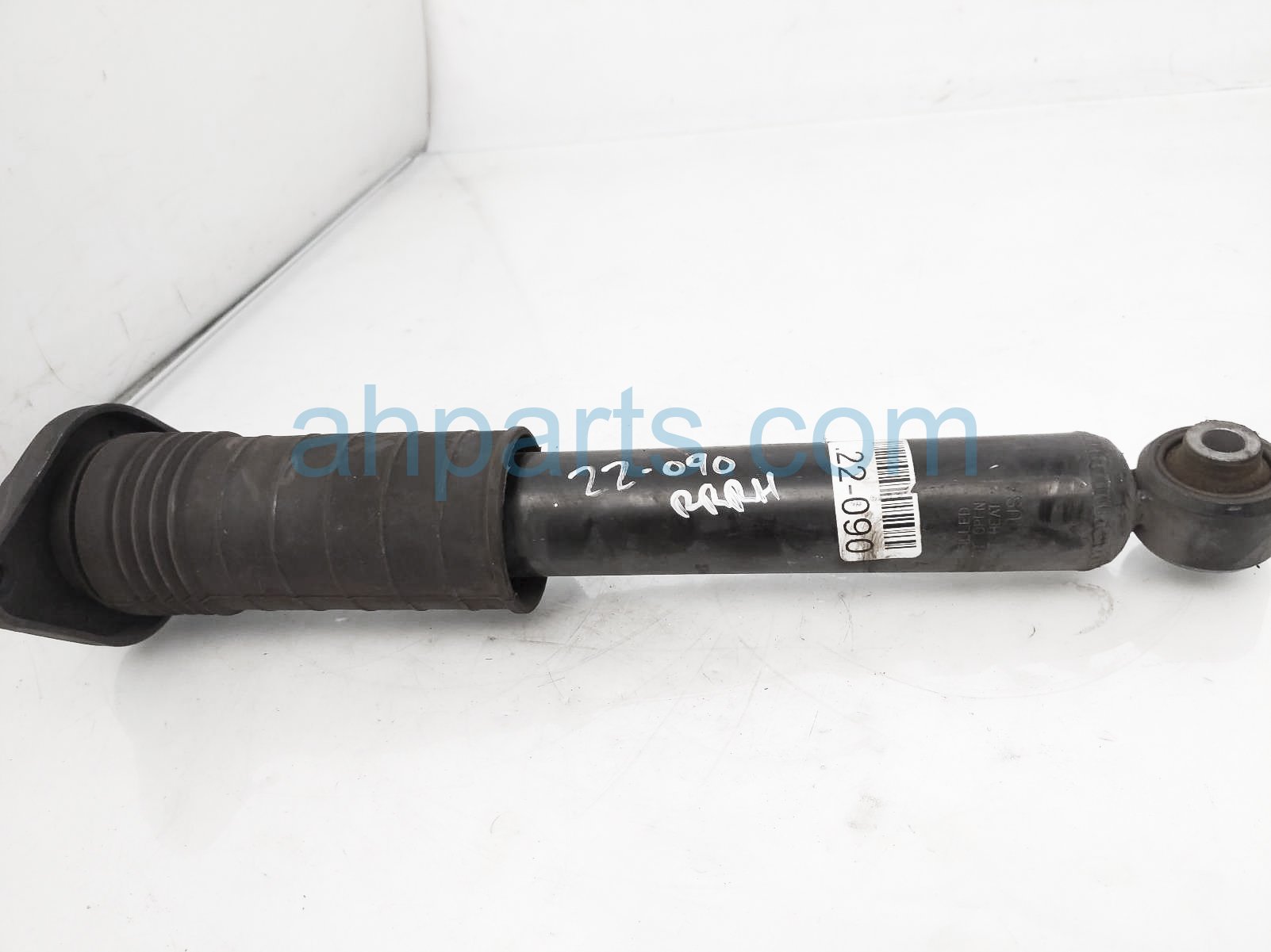 $25 Nissan RR/RH SHOCK ABSORBER $25 Nissan RR/RH SHOCK ABSORBER