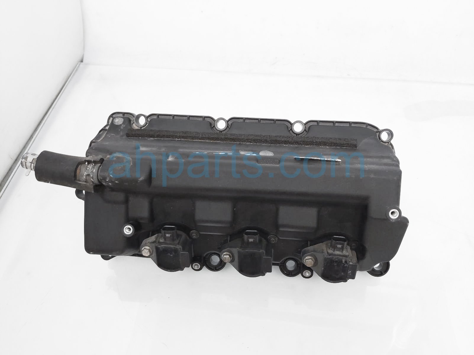 $40 Honda REAR CYLINDER HEAD COVER - 3.5L $40 Honda REAR CYLINDER HEAD COVER - 3.5L