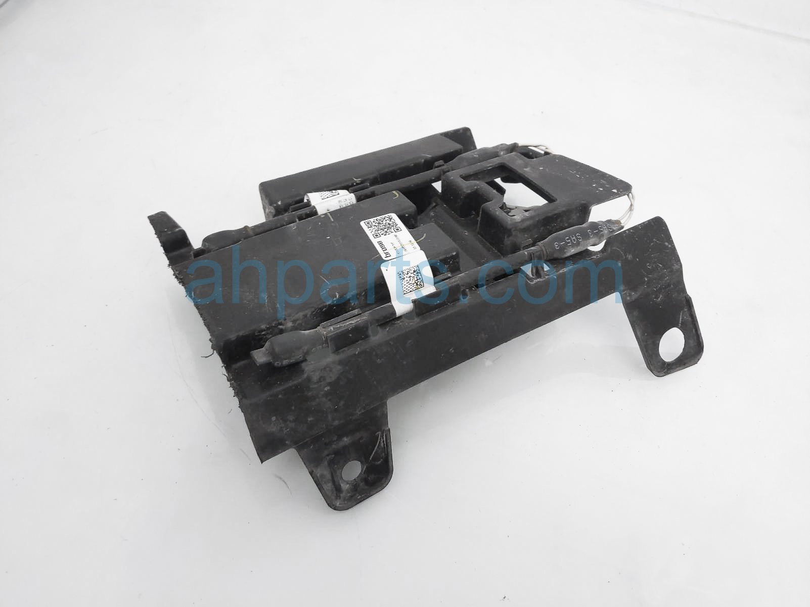 $115 Honda REAR BUMPER KICK SENSOR MODULE ONLY $115 Honda REAR BUMPER KICK SENSOR MODULE ONLY