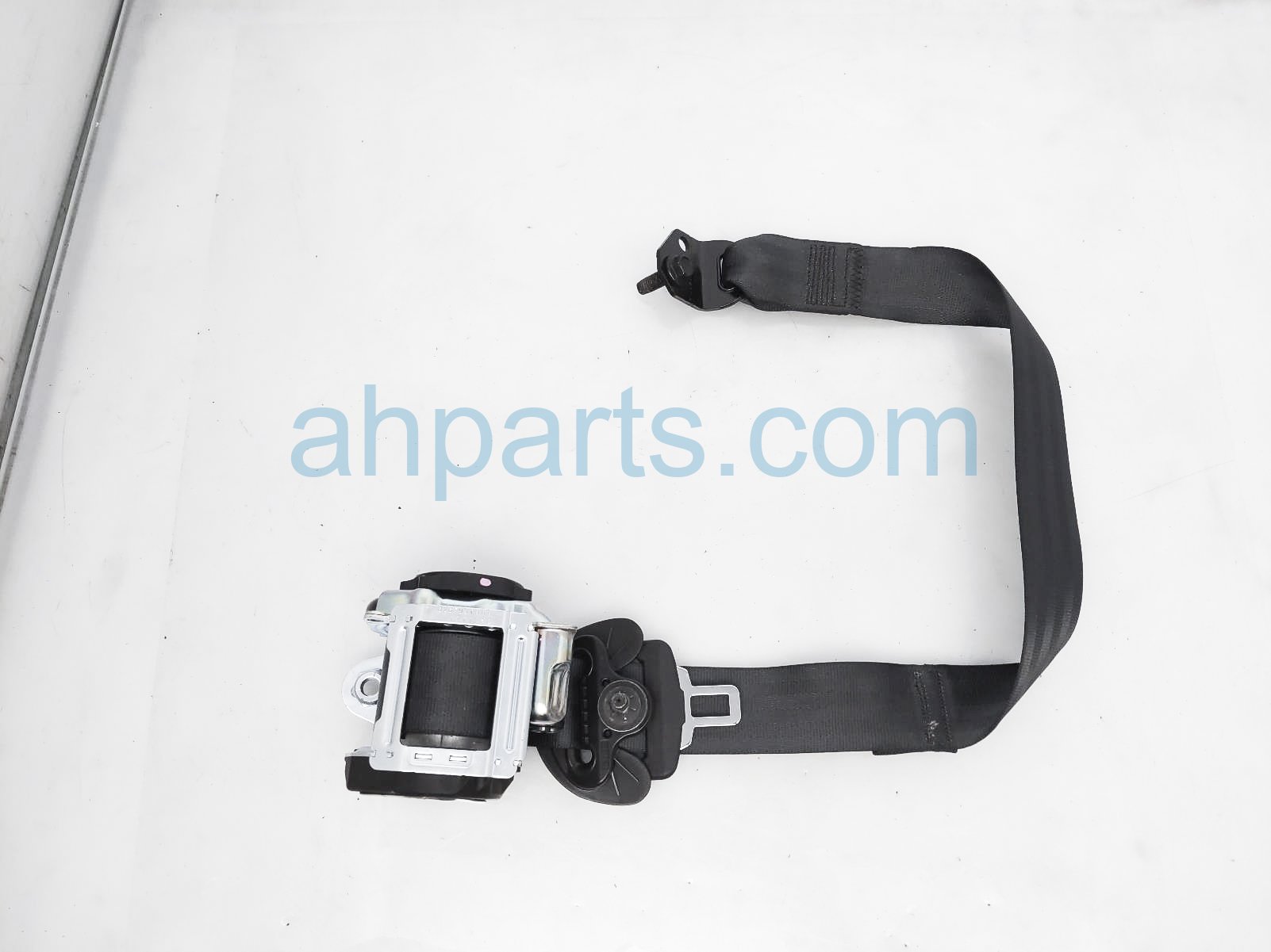 $75 Ford 2ND ROW LH SEAT BELT - BLACK $75 Ford 2ND ROW LH SEAT BELT - BLACK