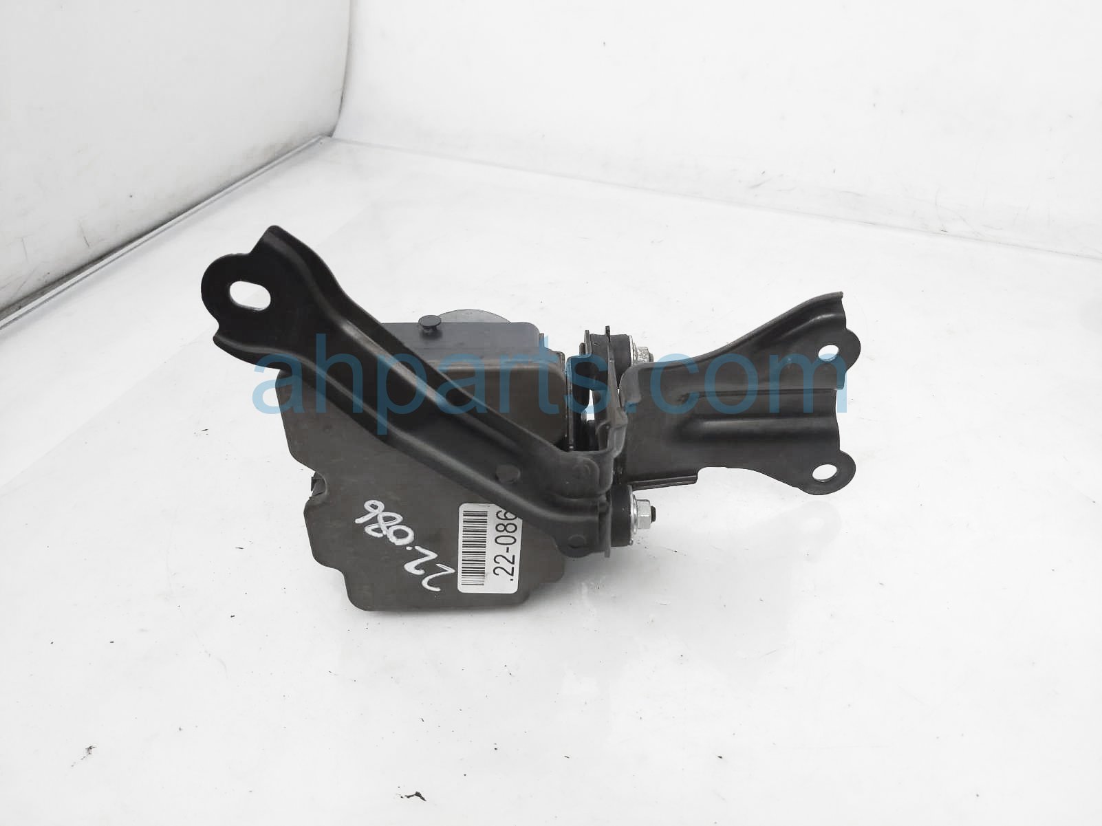 $95 Toyota ABS/VSA PUMP/MODULATOR - LE $95 Toyota ABS/VSA PUMP/MODULATOR - LE