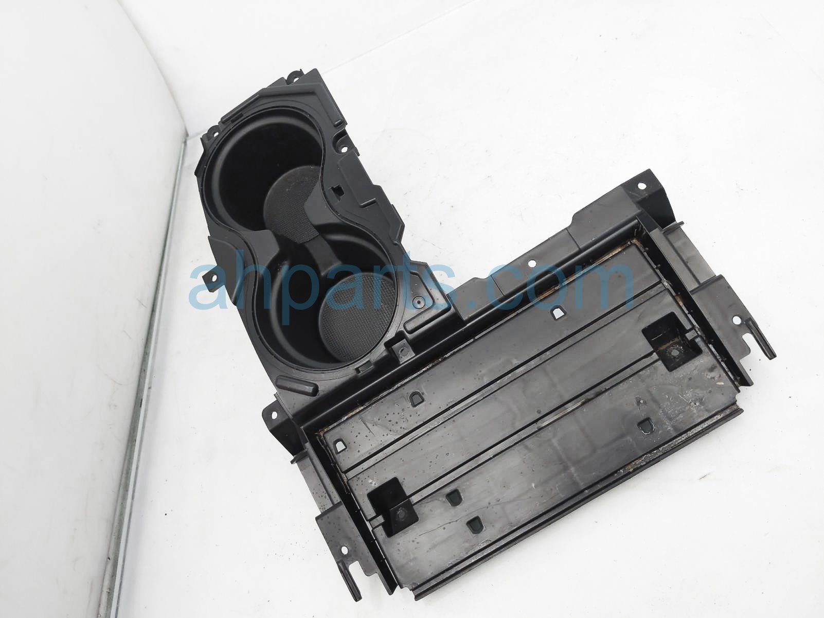 $35 Honda CENTER CONSOLE CUP HOLDER ASSY