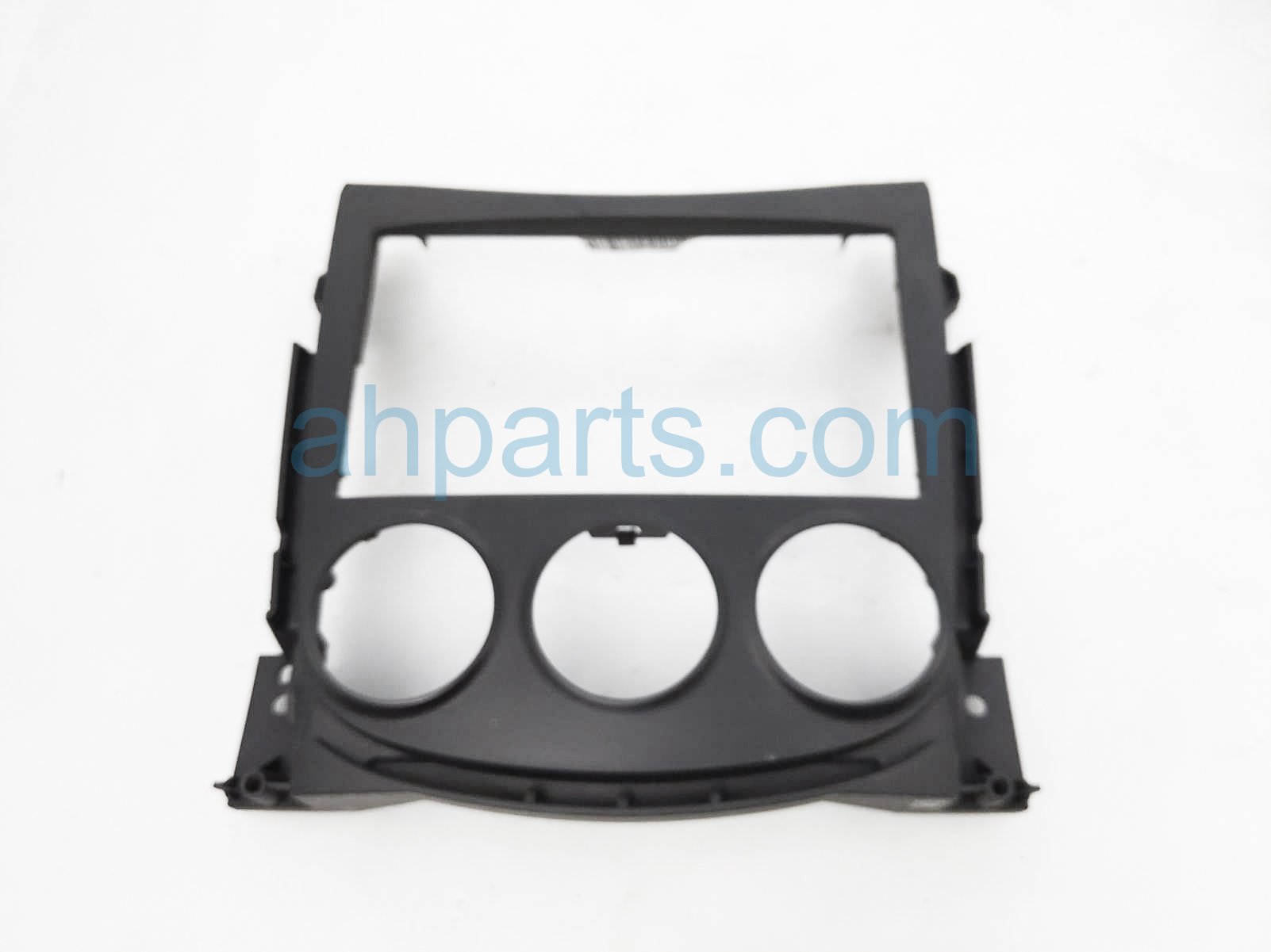 $40 Nissan CENTER DASH TRIM BEZEL - BLACK $40 Nissan CENTER DASH TRIM BEZEL - BLACK