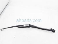 $22 Nissan LH WINDSHIELD WIPER ARM $22 Nissan LH WINDSHIELD WIPER ARM