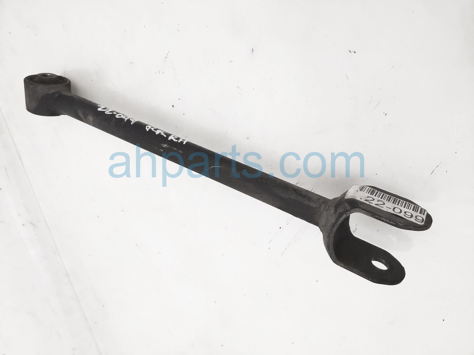 $24 Lexus RR/RH TRAILING CONTROL ARM $24 Lexus RR/RH TRAILING CONTROL ARM