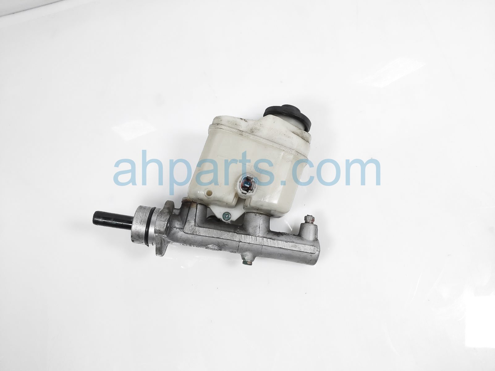 $29 Toyota BRAKE MASTER CYLINDER