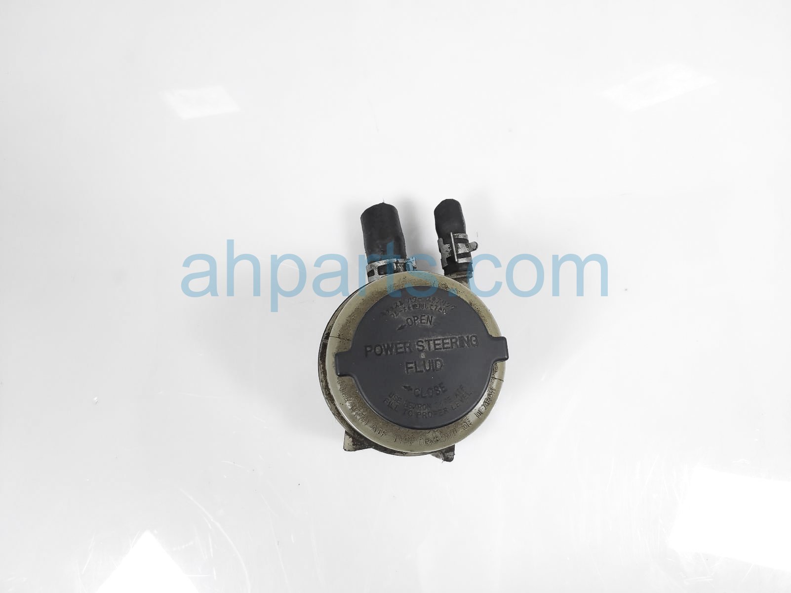 $20 Toyota POWER STEERING BOTTEL TANK V6 $20 Toyota POWER STEERING BOTTEL TANK V6