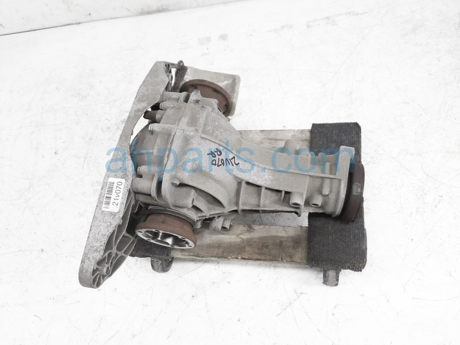 $99 Audi REAR DIFFERENTIAL CARRIER ASSY $99 Audi REAR DIFFERENTIAL CARRIER ASSY