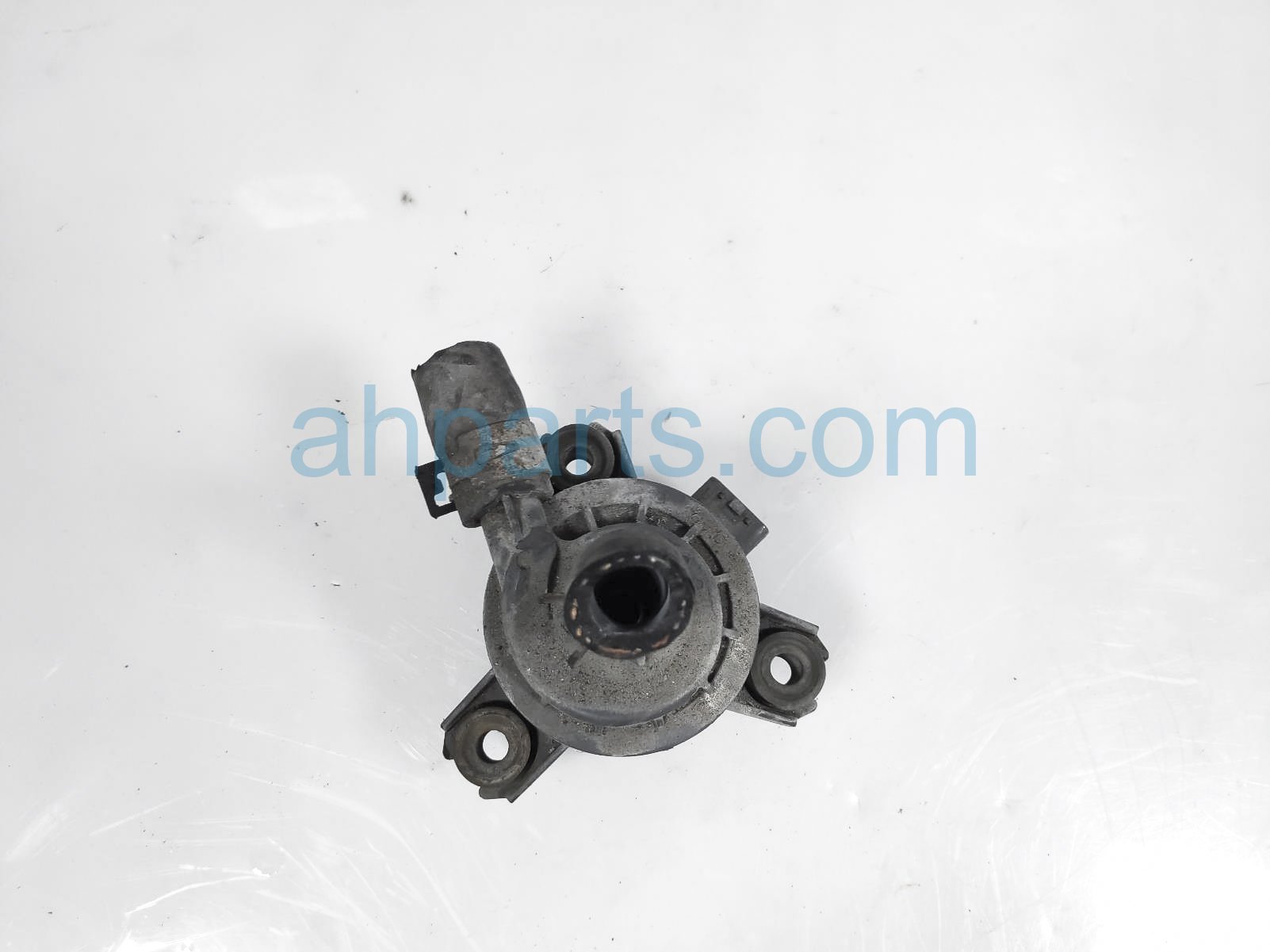 $50 Toyota INVERTER WATER PUMP ASSY $50 Toyota INVERTER WATER PUMP ASSY