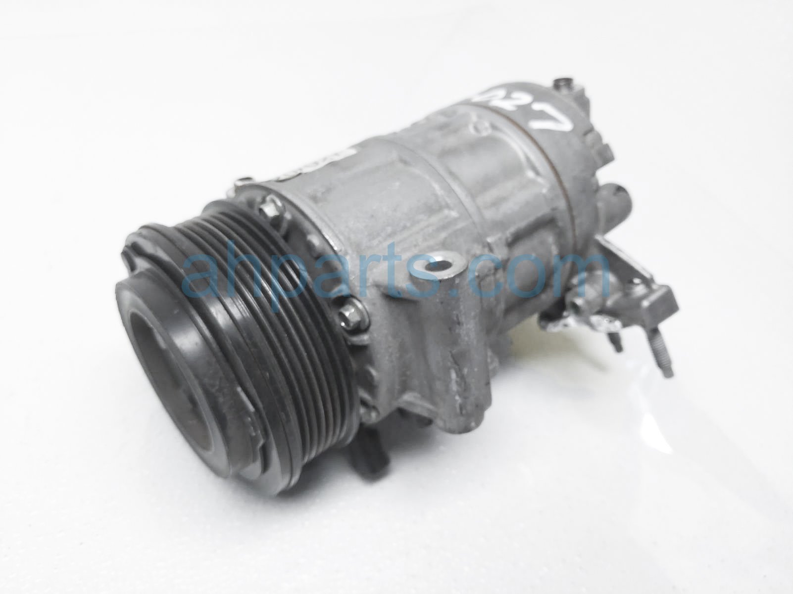 $100 Ford A/C PUMP / COMPRESSOR - 1.0L $100 Ford A/C PUMP / COMPRESSOR - 1.0L