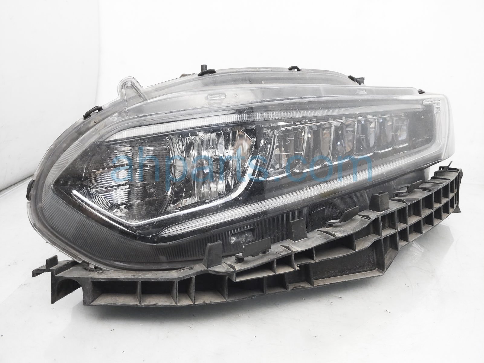 $175 Honda LH HEADLAMP / LIGHT - NIQ $175 Honda LH HEADLAMP / LIGHT - NIQ