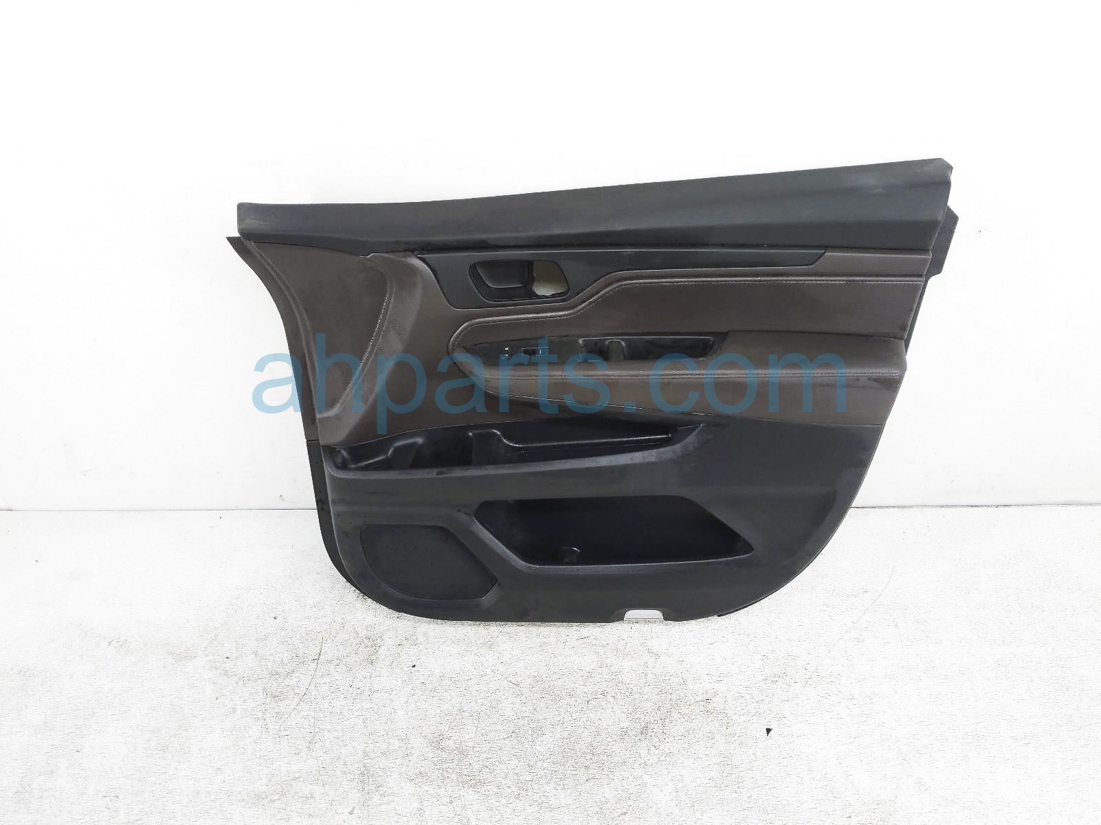 $115 Honda FR/RH INTERIOR DOOR PANEL - BROWN $115 Honda FR/RH INTERIOR DOOR PANEL - BROWN