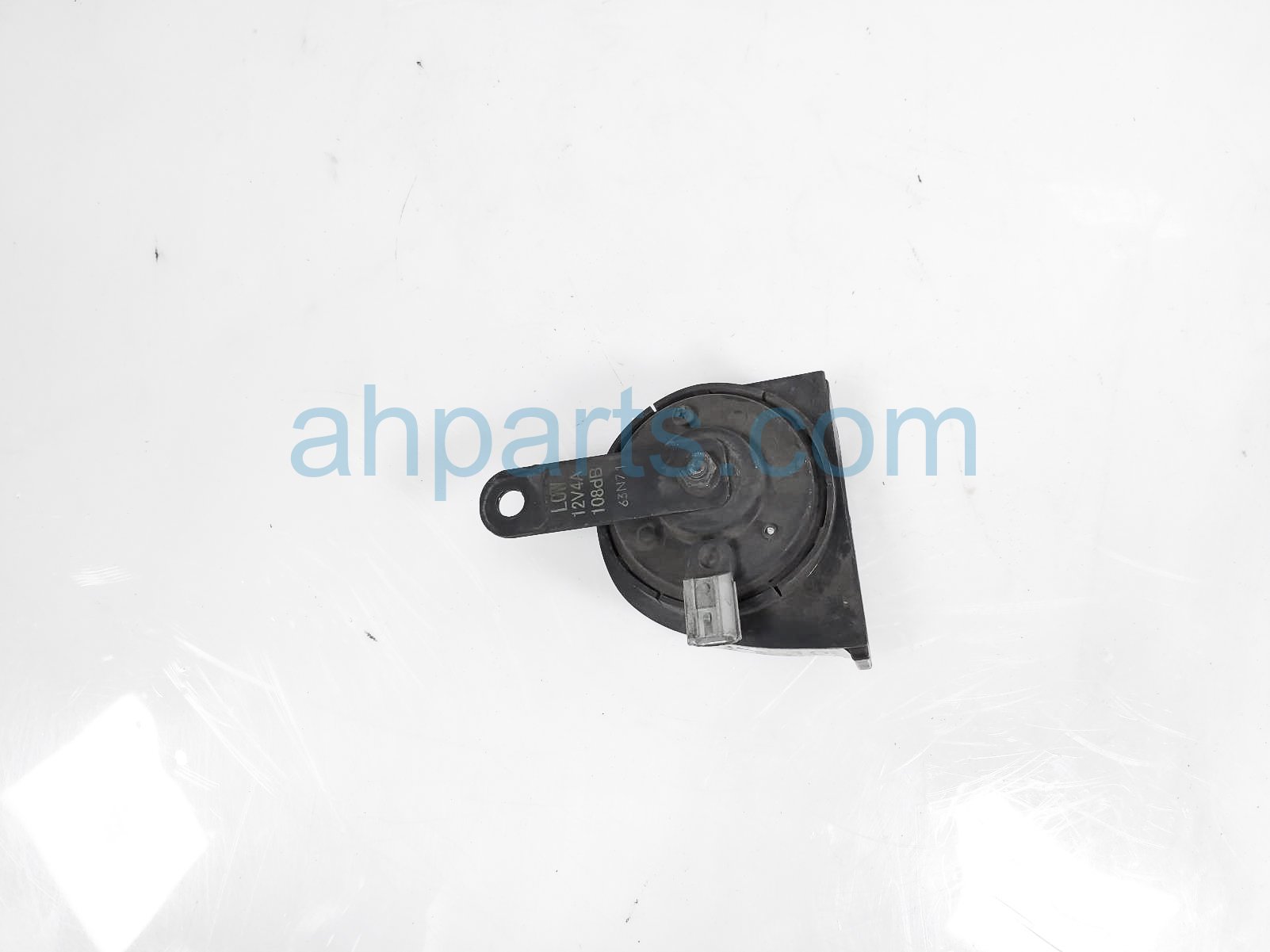 $14 Acura LOW NOTE HORN ASSY $14 Acura LOW NOTE HORN ASSY