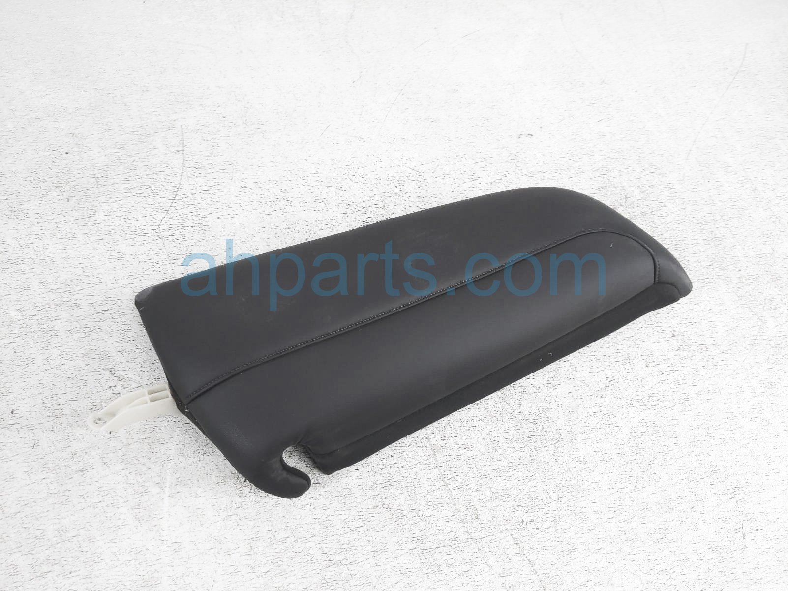 $20 Acura RH SIDE SEAT SHOULDER CUSHION -BLACK