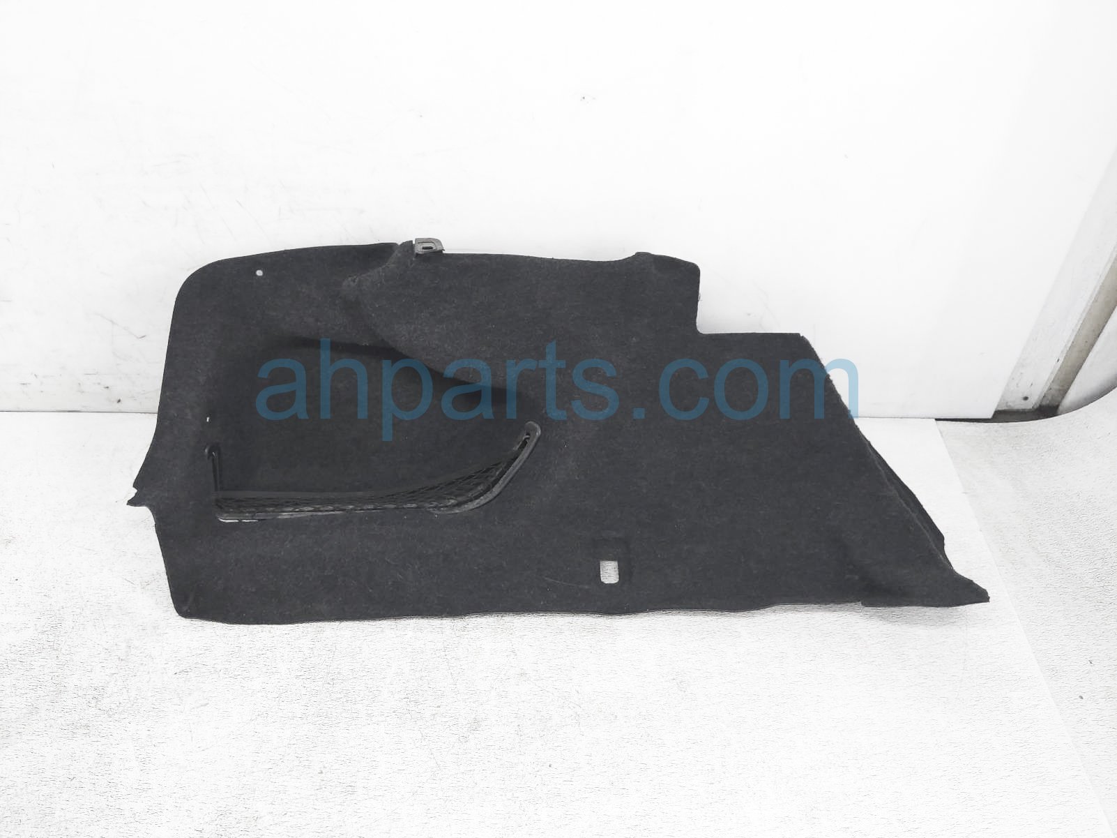 $30 BMW RR/LH INSIDE CARGO TRUNK TRIM LINER $30 BMW RR/LH INSIDE CARGO TRUNK TRIM LINER