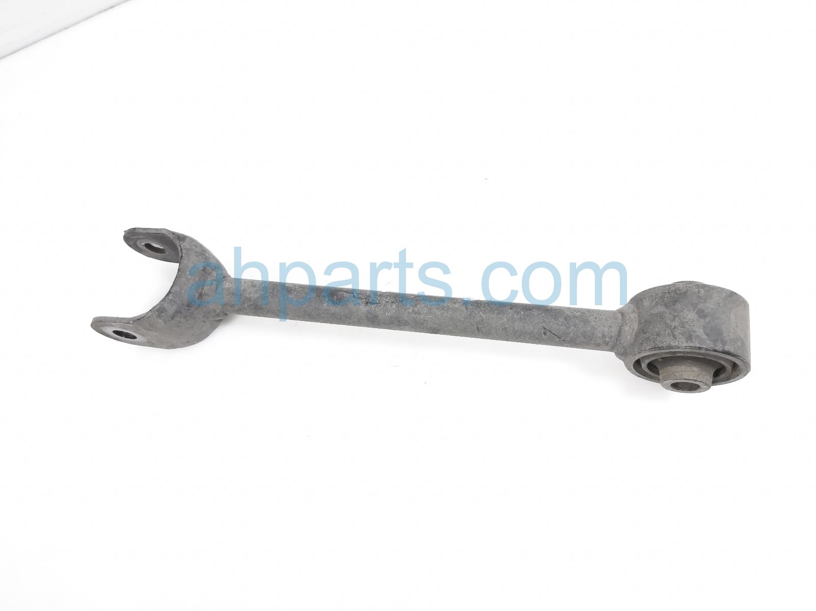 $29 Toyota RR/RH LATERAL CONTROL ARM $29 Toyota RR/RH LATERAL CONTROL ARM