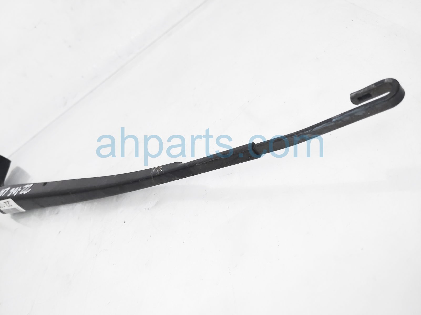 Sold 2015 Honda CRV Driver Windshield Wiper Arm 76600T0AA01